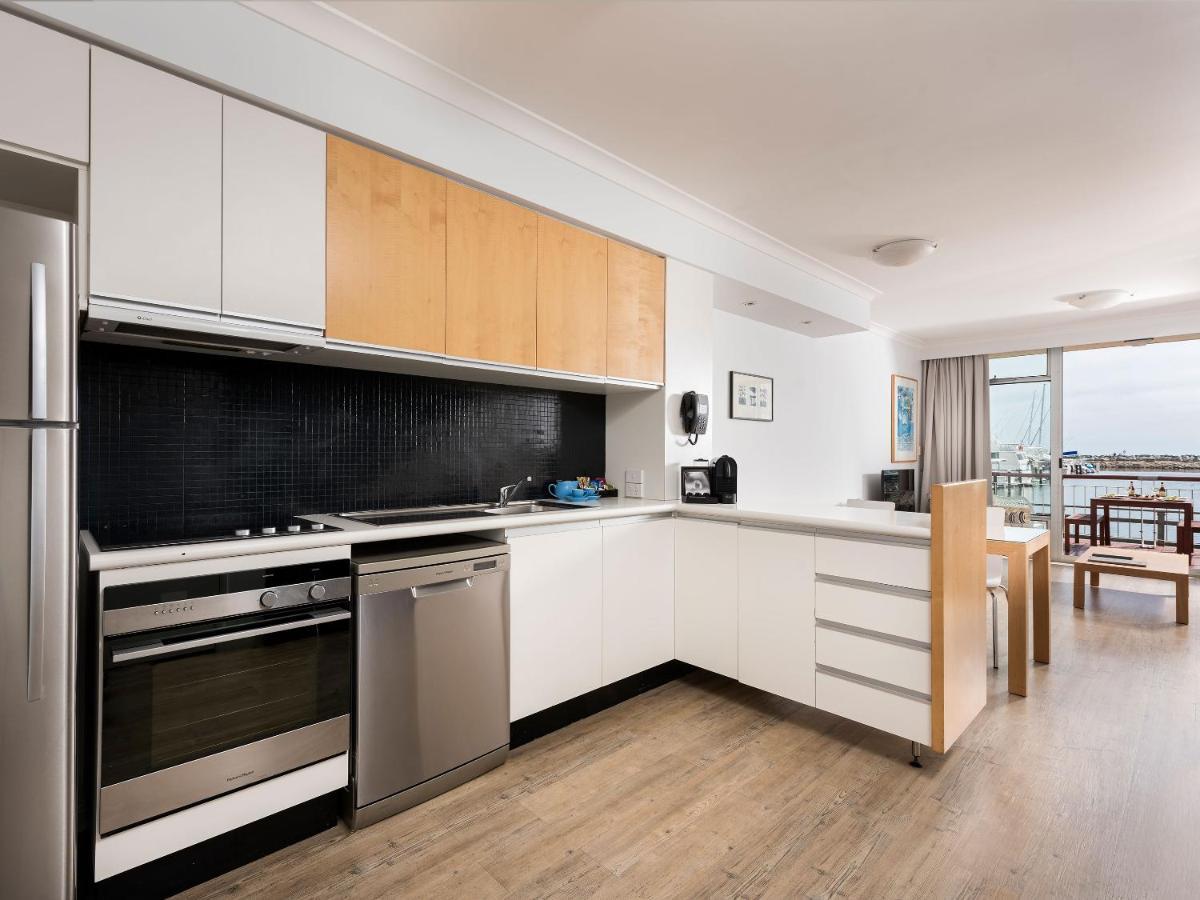 Be. Fremantle Aparthotel Buitenkant foto
