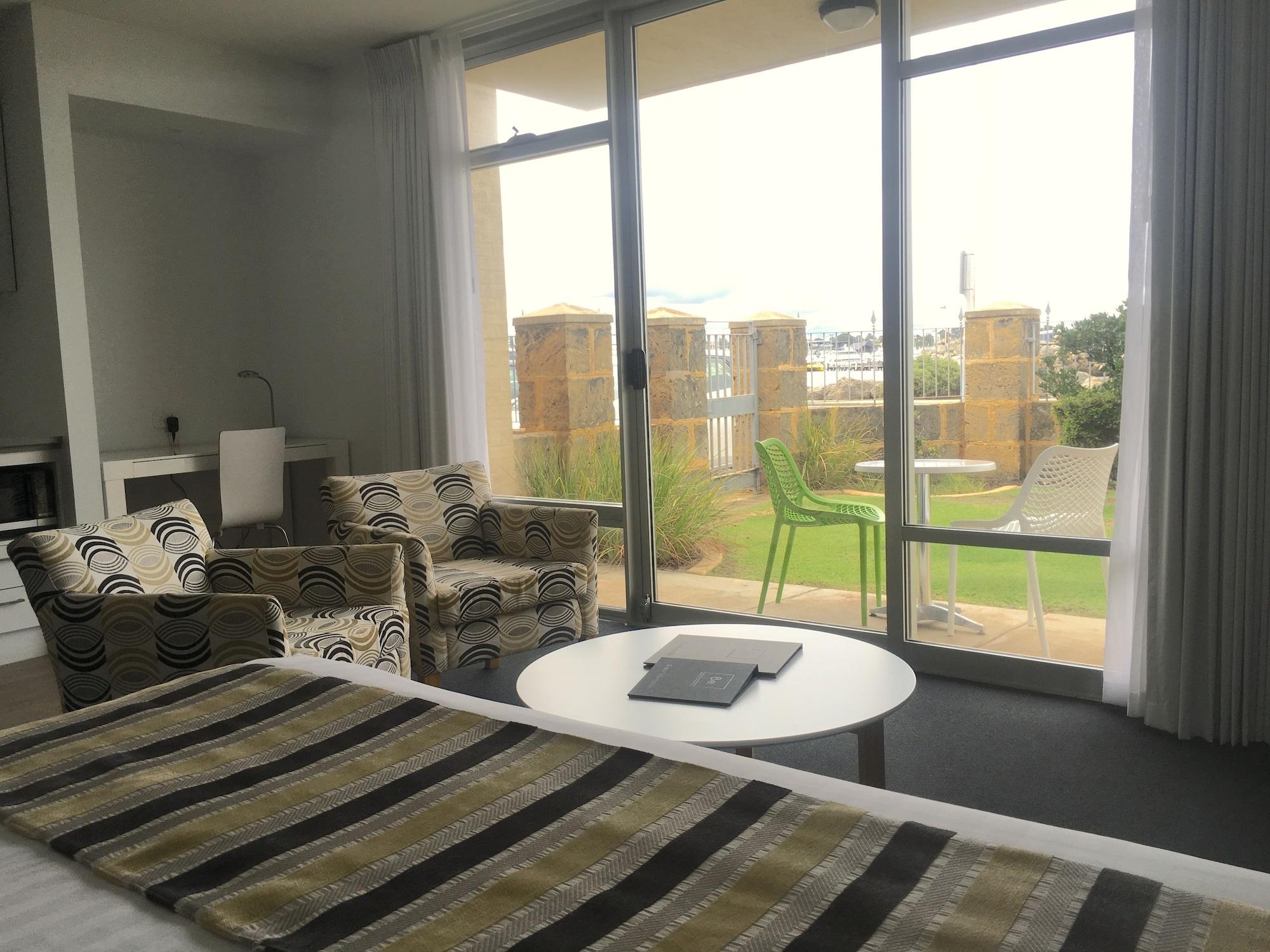 Be. Fremantle Aparthotel Buitenkant foto