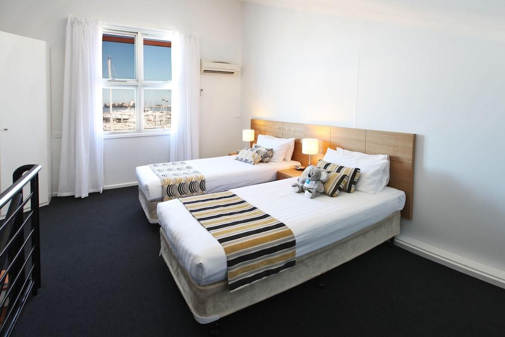 Be. Fremantle Aparthotel Buitenkant foto